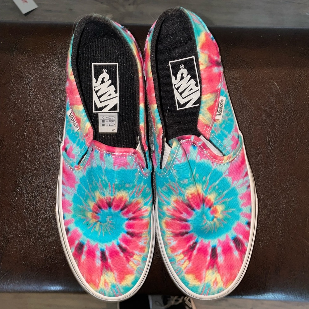 SOLD -,Women’s tie dye Vans